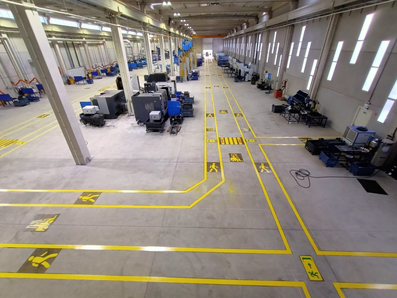  Fabrika İsg Yaya ve Forklift Yolu Çizgi Uygulamaları